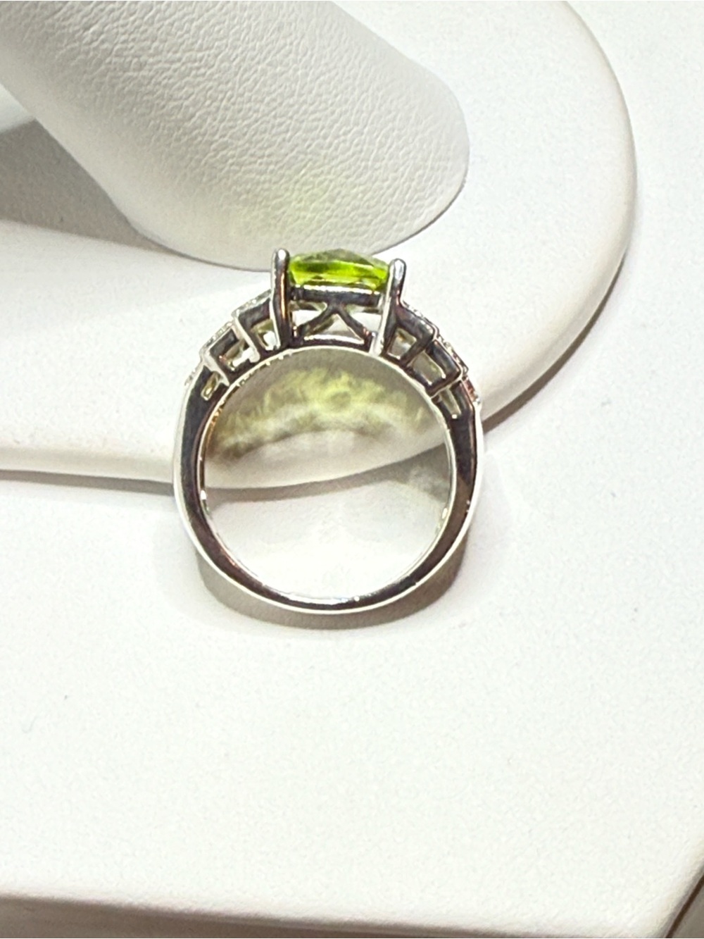 Sterling Silver Peridot-Cut Green Crystal Ring clear CZ Accents - Picture 4 of 11